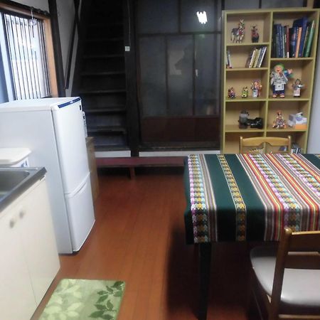 Готель Share House Amigos Ономіті Екстер'єр фото
